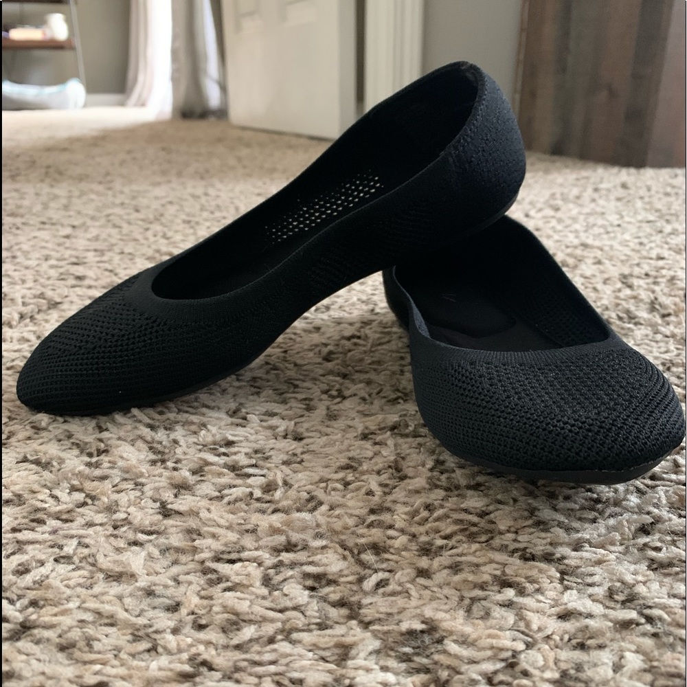 Simply Vera Vera Wang mesh flats